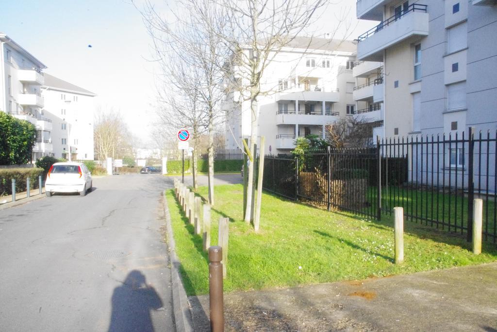 Residences Les Roseaux لونْي المظهر الخارجي الصورة